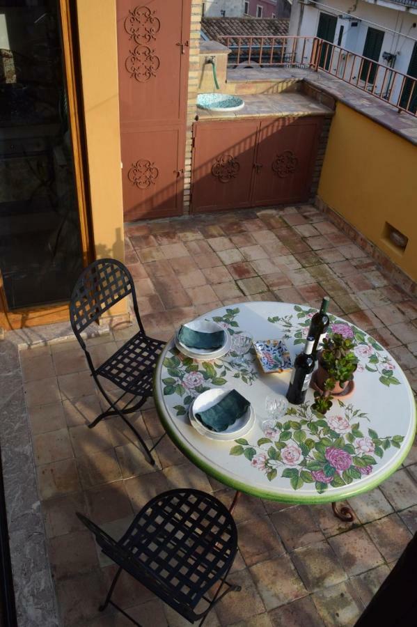 Taormina Al Bacio Apartment Dış mekan fotoğraf